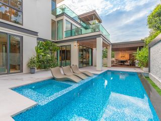 For sale 7 bedrooms house in Jomtien, Pattaya