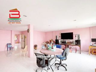 出售 6 卧室 商业空间 在 Khlong Luang, Pathum Thani