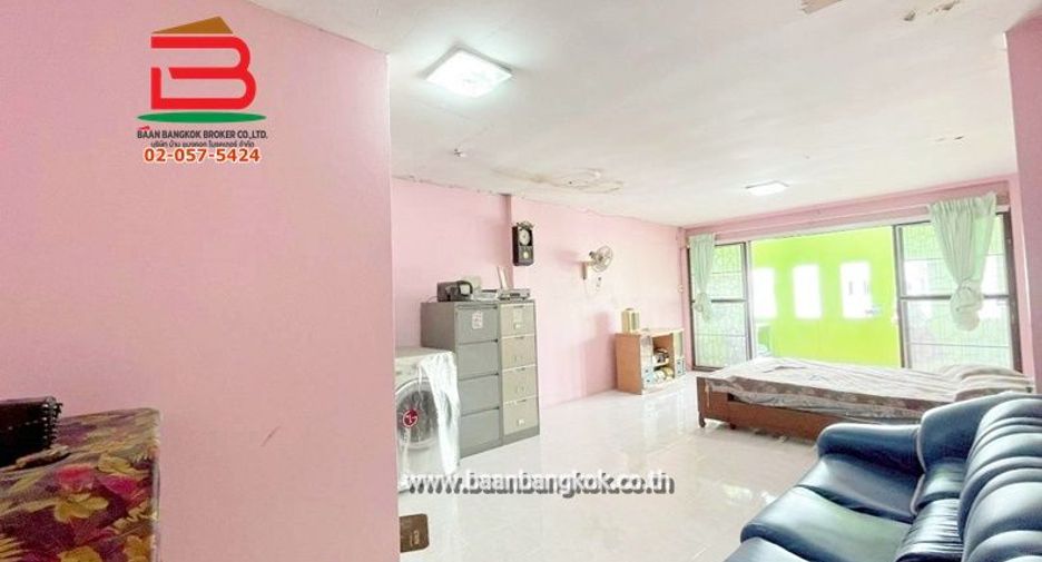 Local comercial en venta de 6 habitaciones en Khlong Luang, Pathum Thani