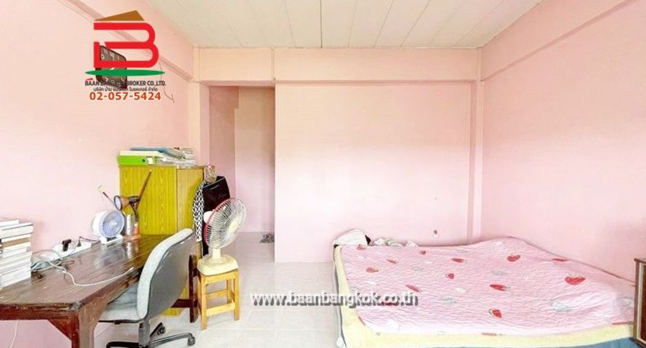 Local comercial en venta de 6 habitaciones en Khlong Luang, Pathum Thani
