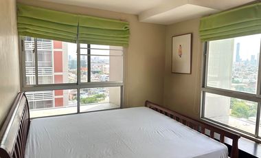 For sale 4 bedrooms condo in Yan Nawa, Bangkok