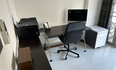For sale 3 bedrooms condo in Khlong Toei, Bangkok