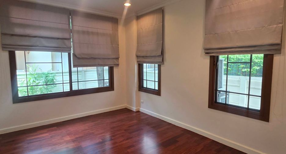 For rent and for sale 4 bedrooms house in Suan Luang, Bangkok