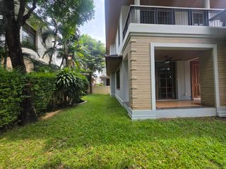 Casa en alquiler y en venta de 4 habitaciones en Suan Luang, Bangkok