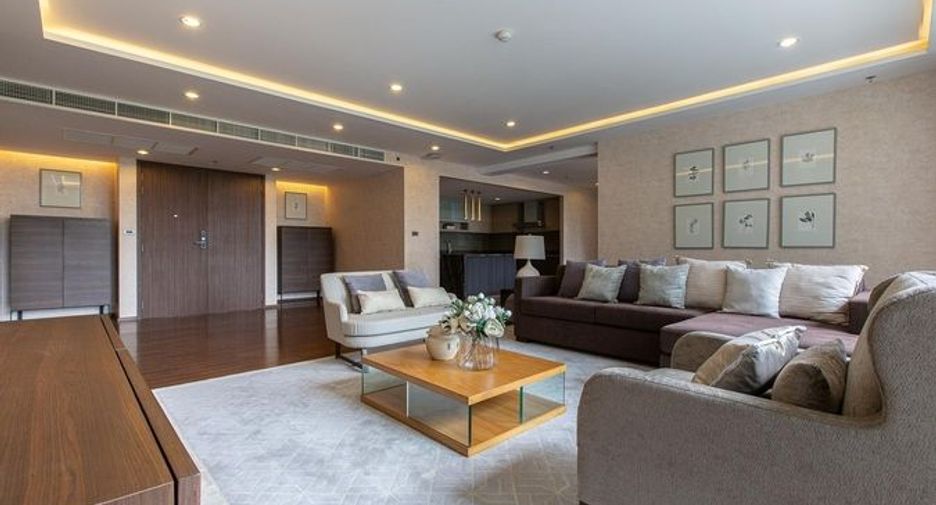 For rent and for sale 4 bedrooms condo in Sathon, Bangkok