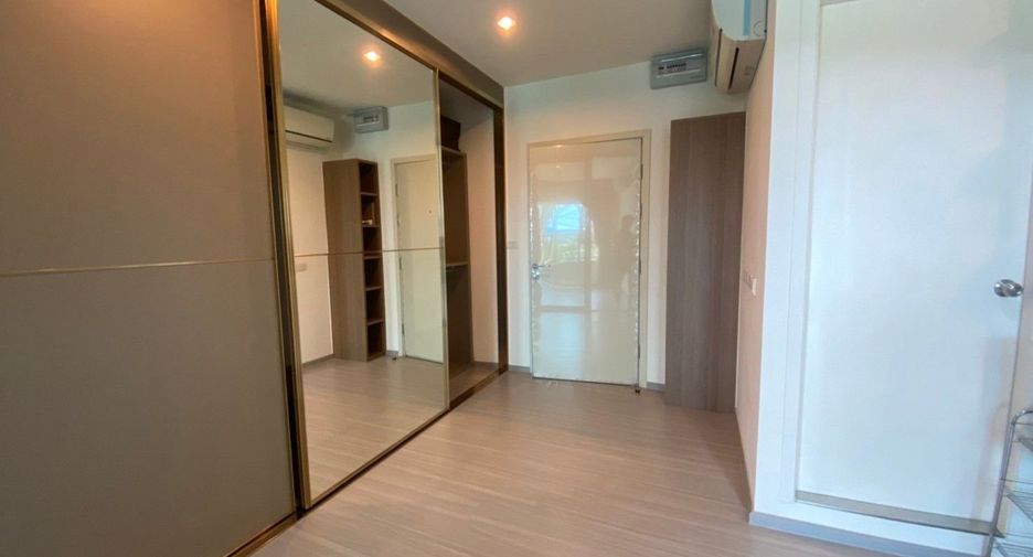For sale 2 bedrooms condo in Phasi Charoen, Bangkok