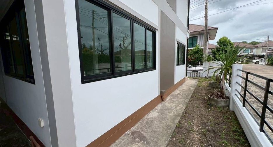 Haus zur Miete mit 3 Zimmer in Ban Bueng, Chonburi