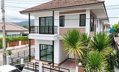 For rent 3 bedrooms house in Ban Bueng, Chonburi