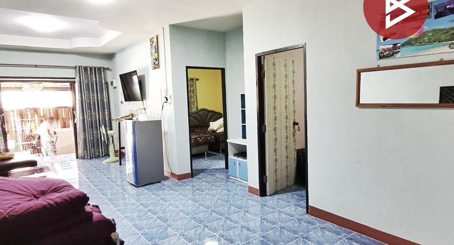 For sale 3 ベッドルーム house in Sattahip, Chonburi