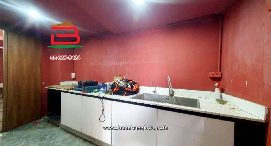 For rent 6 bedrooms retail Space in Suan Luang, Bangkok