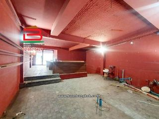 Аренда 6 спальни торговое помещение в Суан Луанг, Бангкок