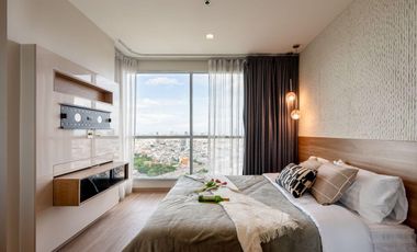 For sale 3 bedrooms condo in Sathon, Bangkok
