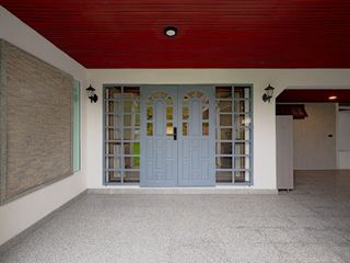 出售 5 卧室 独立屋 在 Watthana, 曼谷