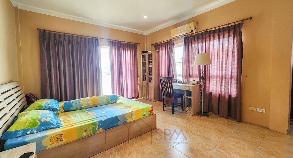 For sale 3 bedrooms villa in Hua Hin, Prachuap Khiri Khan