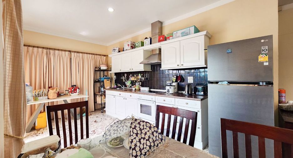 For sale 3 bedrooms villa in Hua Hin, Prachuap Khiri Khan