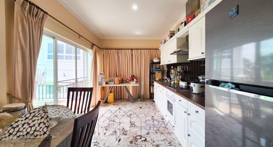 For sale 3 bedrooms villa in Hua Hin, Prachuap Khiri Khan
