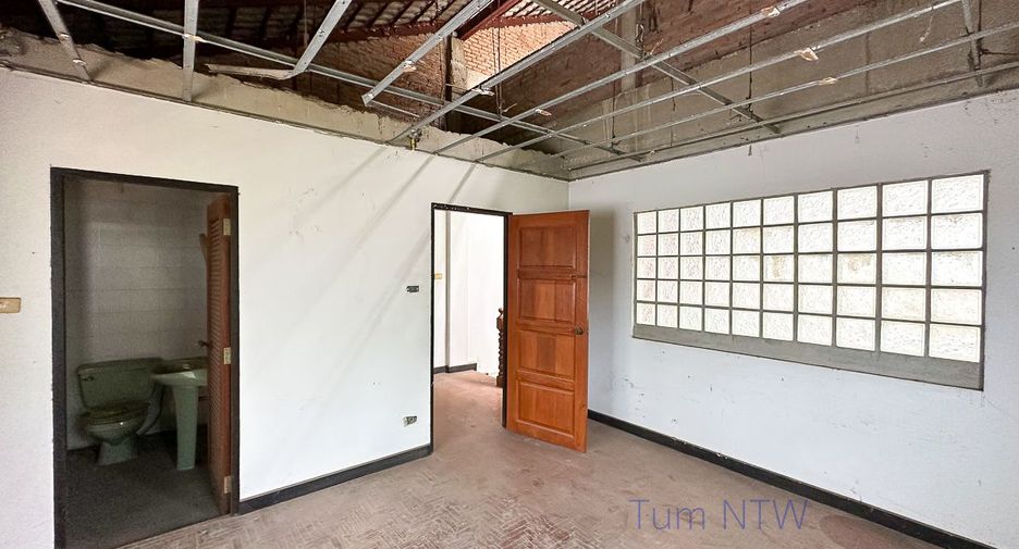 For sale 3 bedrooms townhouse in Mae Rim, Chiang Mai