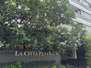 For sale 2 bedrooms condo in Watthana, Bangkok