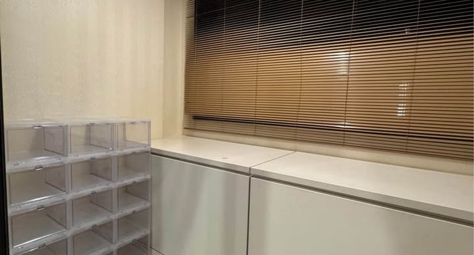 For rent 1 bed condo in Huai Khwang, Bangkok