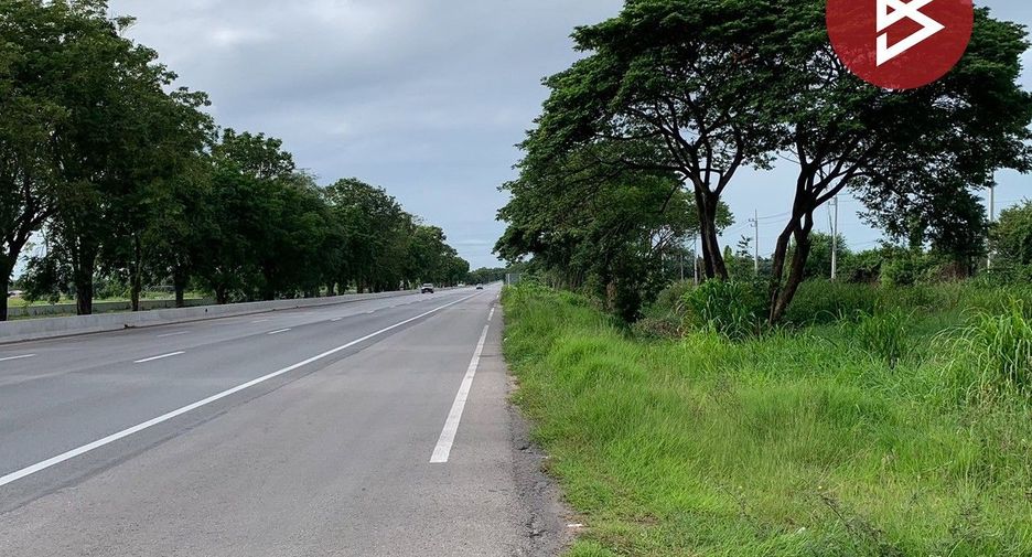 For sale land in Manorom, Chainat