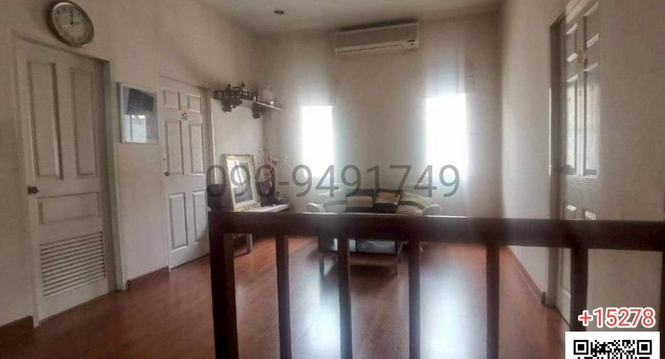 For rent 3 bedrooms house in Lat Phrao, Bangkok