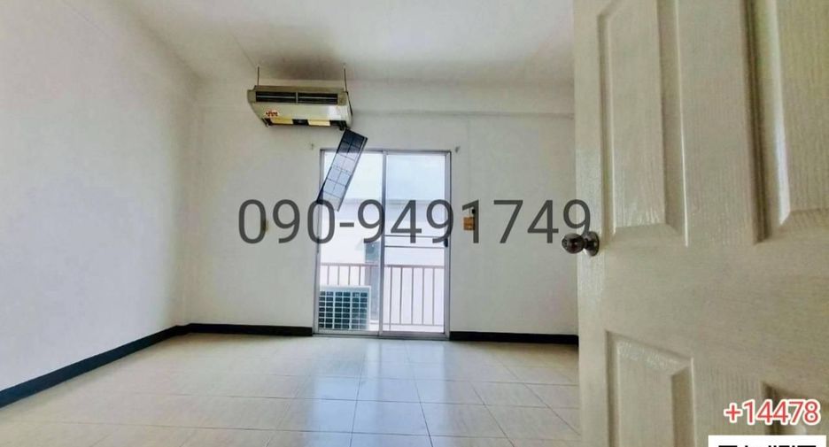 À vendre 4 chambres appartement avec services à Lat Krabang, Bangkok