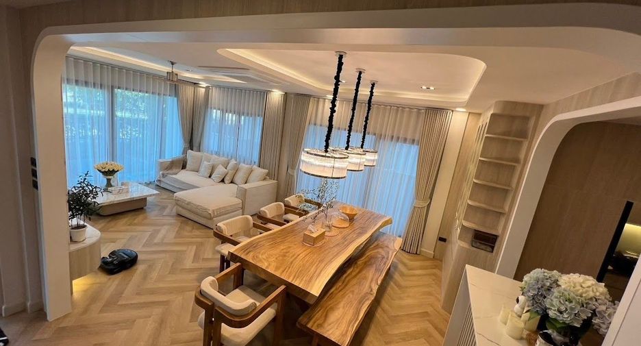 À louer et à vendre 5 chambres maison à Bang Phli, Samut Prakan