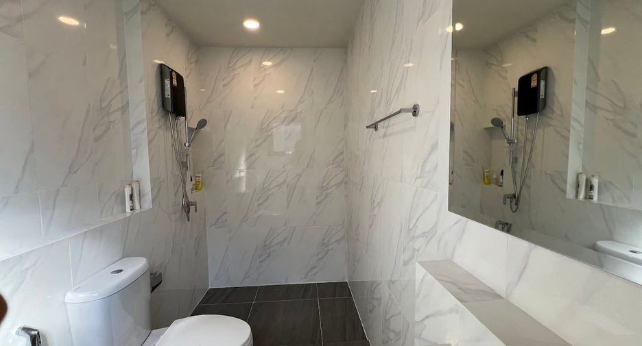 À louer et à vendre 5 chambres maison à Bang Phli, Samut Prakan