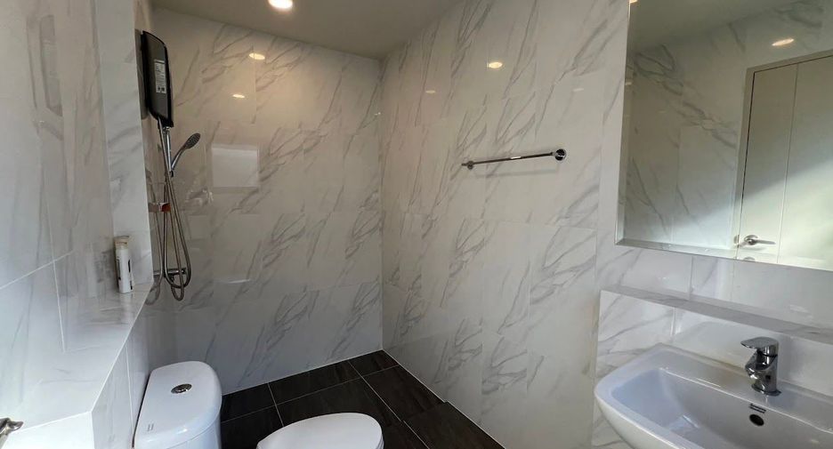 À louer et à vendre 5 chambres maison à Bang Phli, Samut Prakan