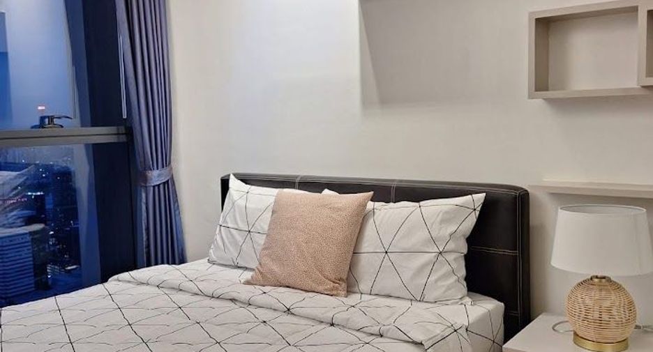 For rent and for sale 3 bedrooms condo in Sathon, Bangkok
