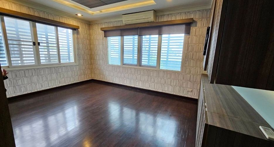 Haus zum Kauf mit 3 Zimmer in Chatuchak, Bangkok