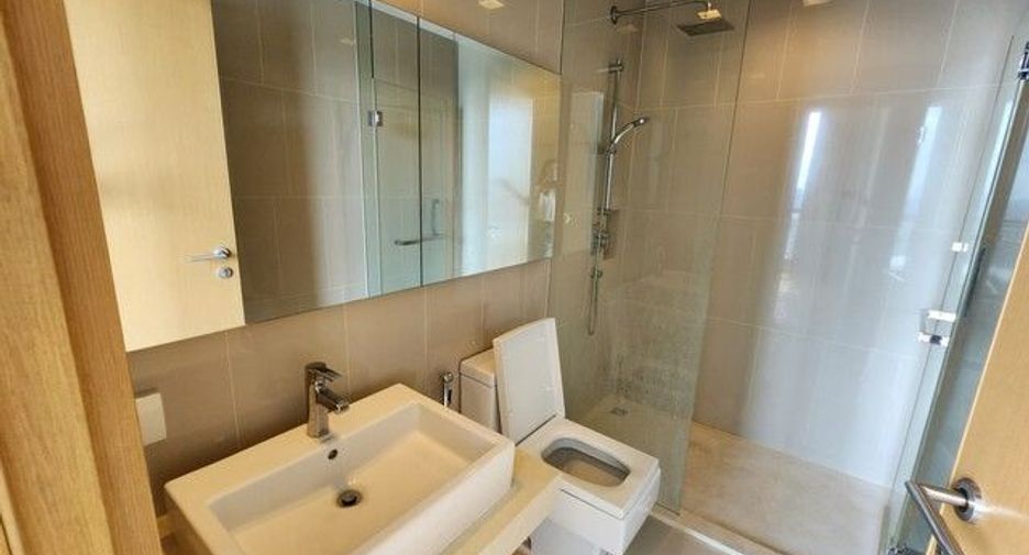 Wohnung zur Miete mit 3 Zimmer in Khlong Toei, Bangkok