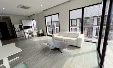 For sale 1 bed condo in Huai Khwang, Bangkok