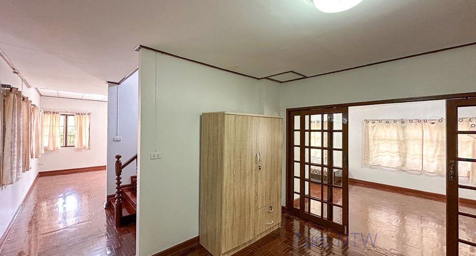 For rent 3 bedrooms house in Mueang Chiang Mai, Chiang Mai