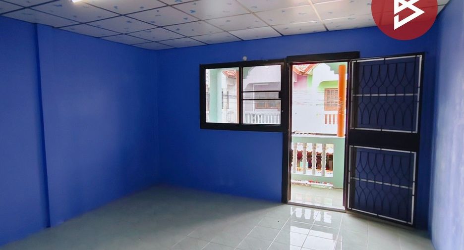 Casa adosada en venta de estudio en Bang Pa-in, Phra Nakhon Si Ayutthaya