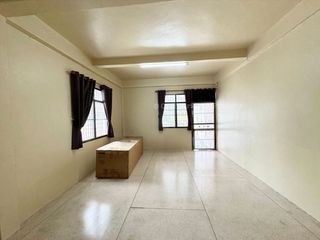Reihenhaus zur Miete mit 3 Zimmer in Si Racha, Chonburi
