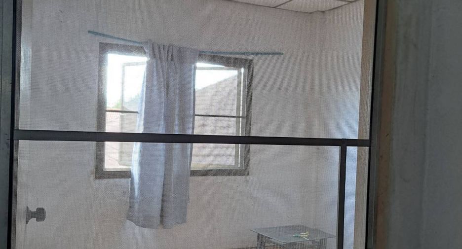 Casa adosada en venta de 3 habitaciones en Mueang Pathum Thani, Pathum Thani