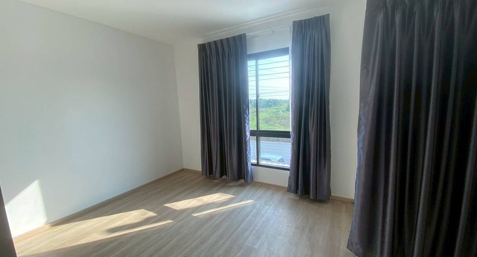 For sale 3 bedrooms townhouse in Lat Lum Kaeo, Pathum Thani