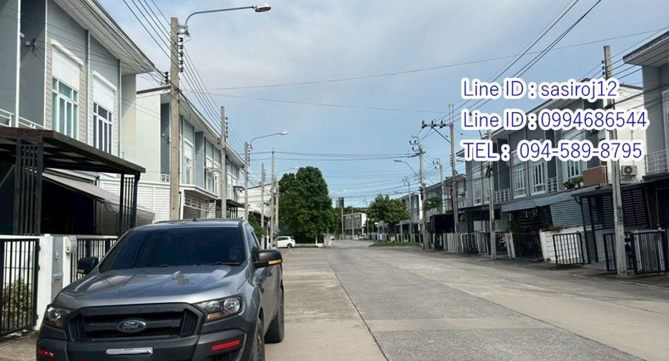 For sale 4 bedrooms townhouse in Bang Phli, Samut Prakan