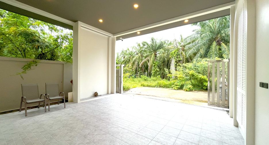 For sale 4 bedrooms villa in Mueang Krabi, Krabi
