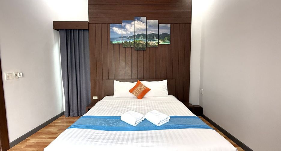 For sale 4 bedrooms villa in Mueang Krabi, Krabi
