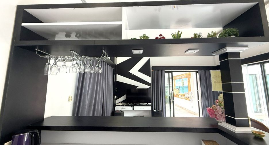 For sale 4 bedrooms villa in Mueang Krabi, Krabi