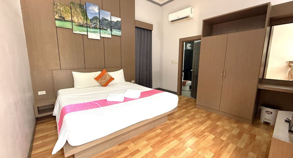 For sale 4 bedrooms villa in Mueang Krabi, Krabi