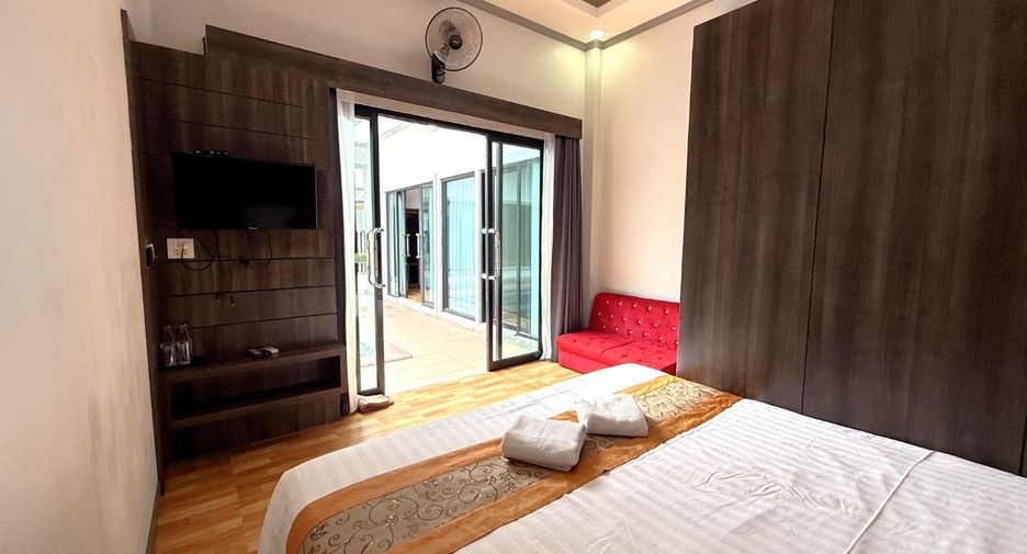 For sale 4 bedrooms villa in Mueang Krabi, Krabi