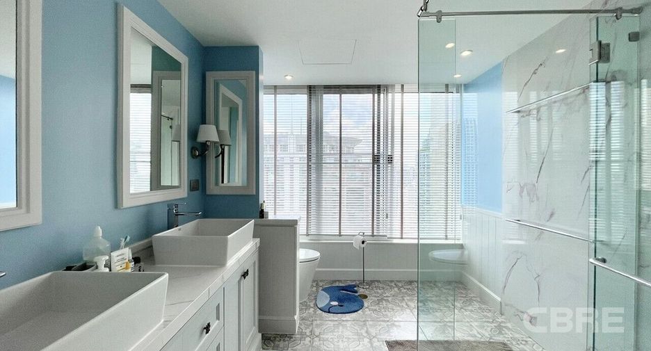 For sale 2 bedrooms condo in Pathum Wan, Bangkok