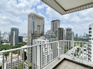 For sale 2 bedrooms condo in Pathum Wan, Bangkok