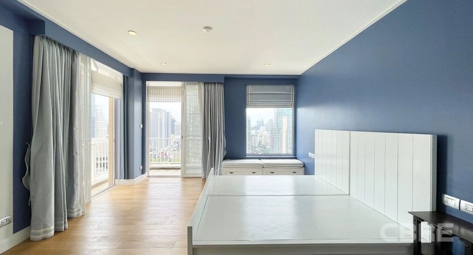 For sale 2 bedrooms condo in Pathum Wan, Bangkok