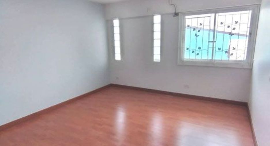 For sale 6 bedrooms townhouse in Bang Bua Thong, Nonthaburi