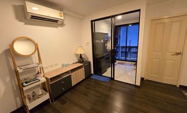 Wohnung zum Kauf mit 1 Zimmer in Bang Khae, Bangkok