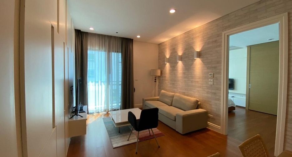 For rent and for sale 1 bed condo in Khlong Toei, Bangkok